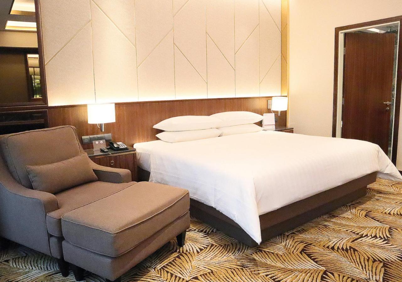 Sunway Hotel Big Box Нусаджайя Экстерьер фото